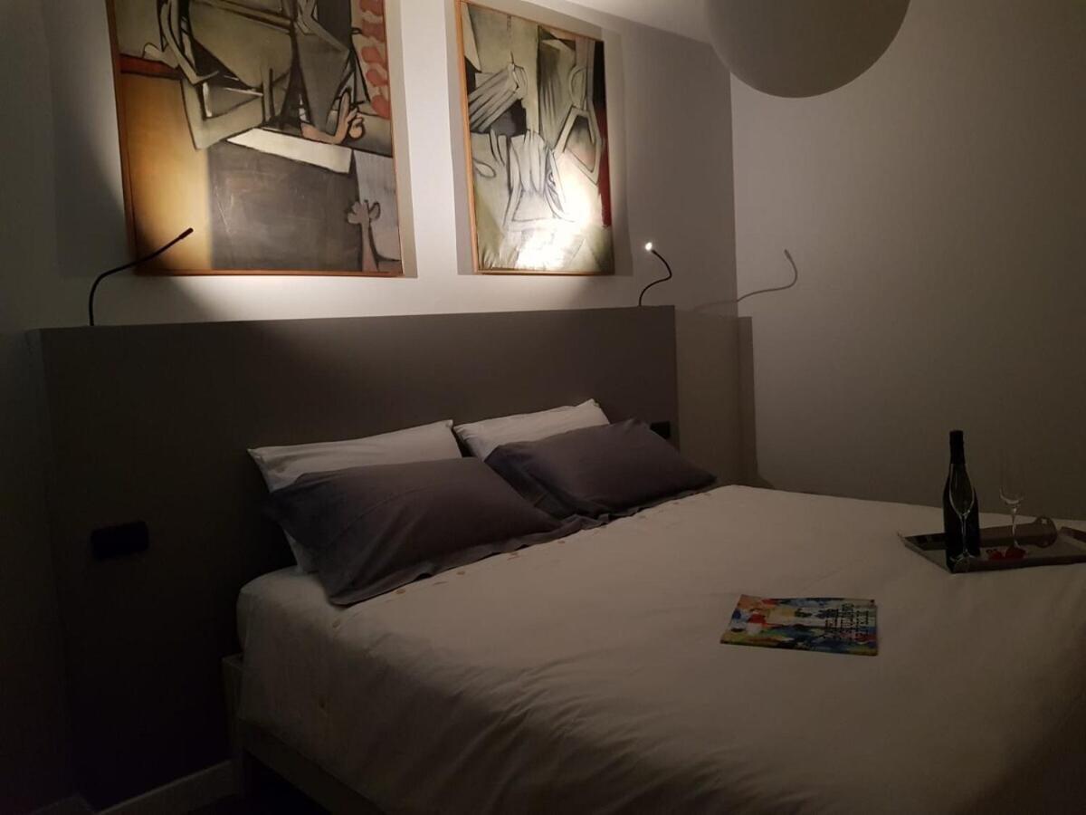 Ferienwohnung Chocolat La Mairie Omegna Zimmer foto