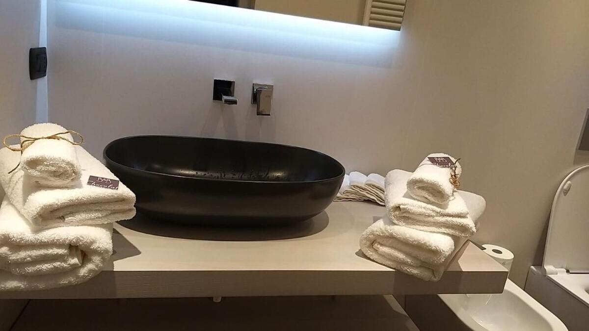 Ferienwohnung Chocolat La Mairie Omegna Zimmer foto