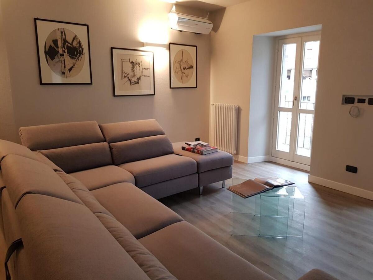 Ferienwohnung Chocolat La Mairie Omegna Zimmer foto