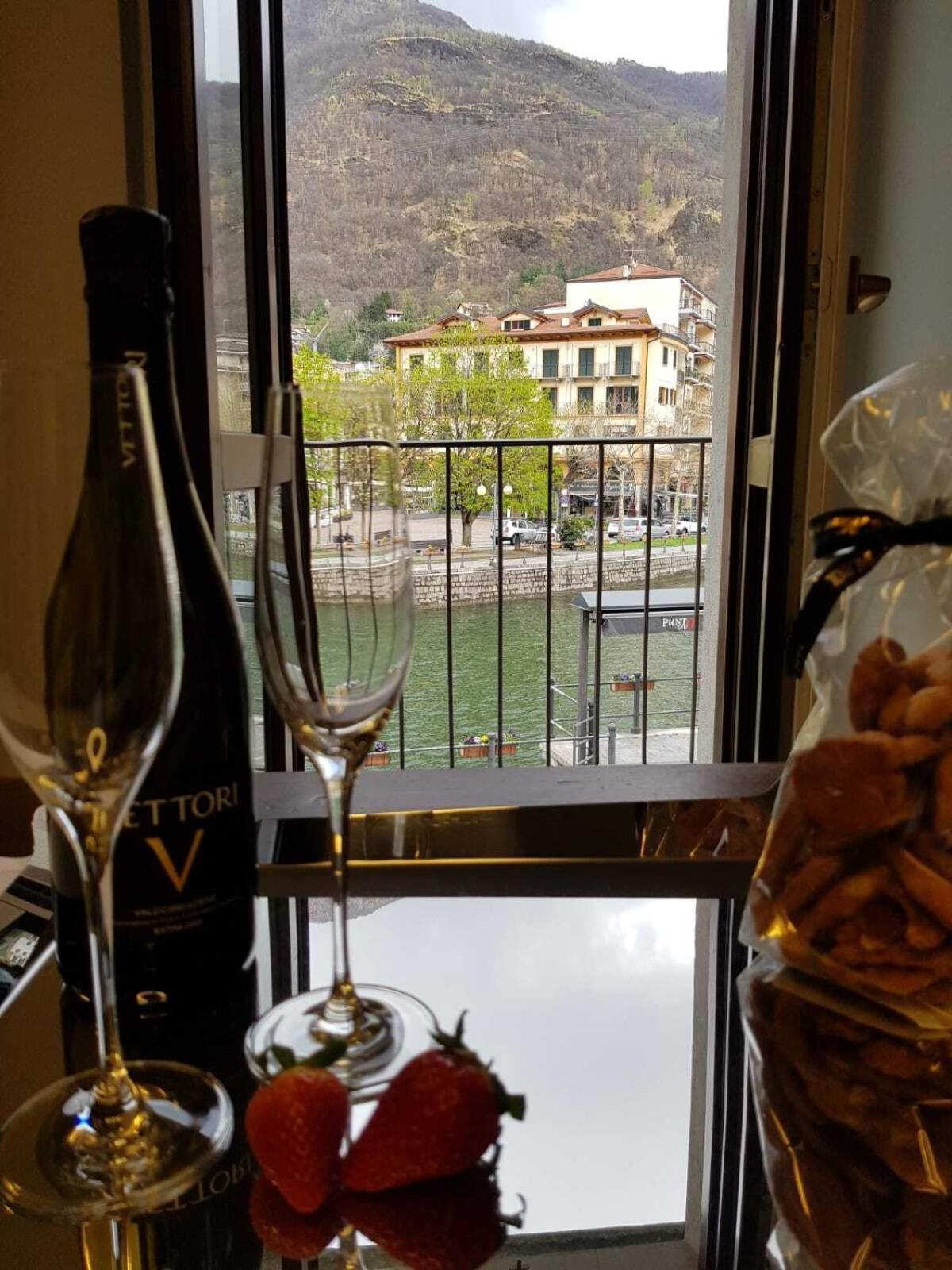 Ferienwohnung Chocolat La Mairie Omegna Exterior foto